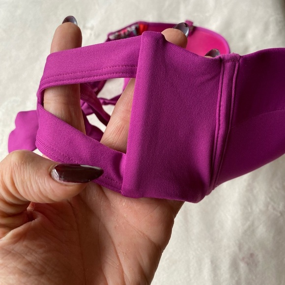 Maaji Underwire Reversible Bikini Top L | Fuchsia & Floral | Push-Up Swim Top - Picture 7 of 11